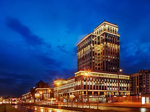 800 kW diesel genset with a Perkins engine for Fort Tower business center