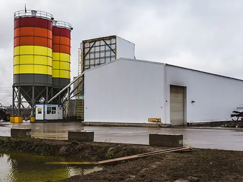 Delivering a 400 kW Doosan engine-based diesel-generator for a concrete plant in Petersburg