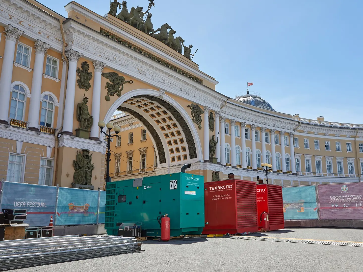 Энергокомплекс из трех ДГУ на дворцовой площади для Фан-зоны UEFA EURO 2020