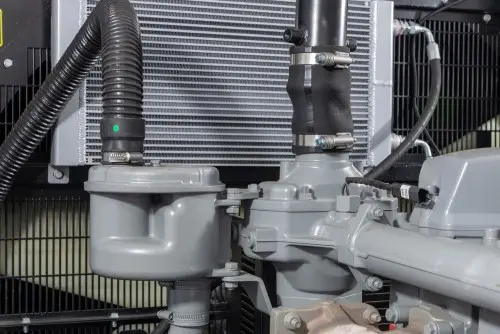 818 kW containerized diesel genset with a British Perkins engine and a Stamford generator for PLAZMA shopping and entertainment center in Murmansk – фото 53 из 70