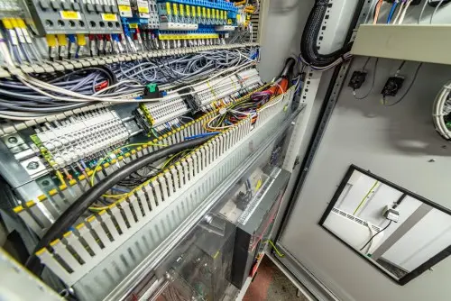 3600 kW diesel genset complex (1200 kW 3 pcs.) for a DPC of the largest Russian interoperator Internet traffic exchange company MMTS-9 – фото 47 из 94