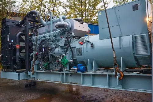 Two 1200 kW 10,5 kV containerized HV diesel gensets for a strategic site – фото 15 из 25