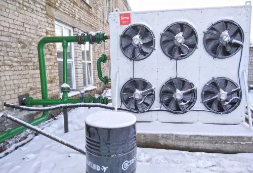 Demounting a 34 tons diesel genset and installing new 1 MW diesel gensets for MRSK Severo-Zapada (Rosseti) – фото 30 из 48