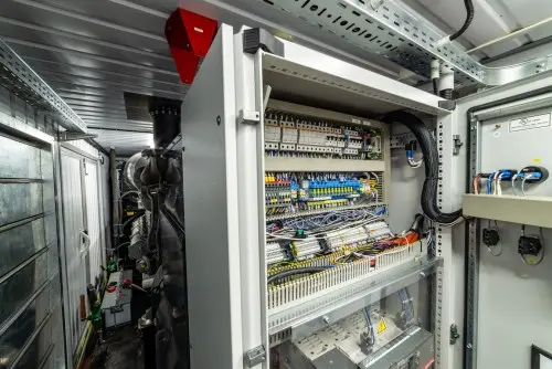 3600 kW diesel genset complex (1200 kW 3 pcs.) for a DPC of the largest Russian interoperator Internet traffic exchange company MMTS-9 – фото 46 из 94