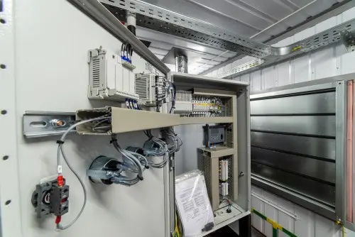 440 kW diesel genset based on a South Korean Doosan engine on a container for BTS – фото 39 из 48