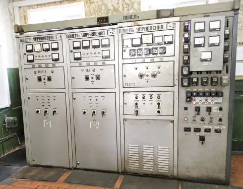 Demounting a 34 tons diesel genset and installing new 1 MW diesel gensets for MRSK Severo-Zapada (Rosseti) – фото 13 из 48