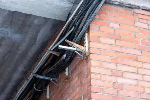 Installing a diesel genset, pre-commissioning and connecting an automatic circuit breaker for Pokrov hospital in Saint Petersburg – фото 6 из 23