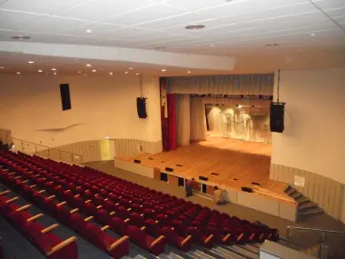  Капитальный ремонт концертного зала Мурманского областного Центра развития детского и юношеского творчества «Лапландия» – фото 6 из 23