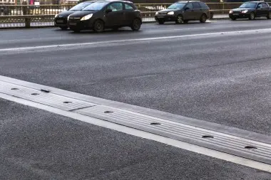  Асфальтобетонные покрытия на искусственных дорожных сооружениях Санкт-Петербурга – фото 9 из 36