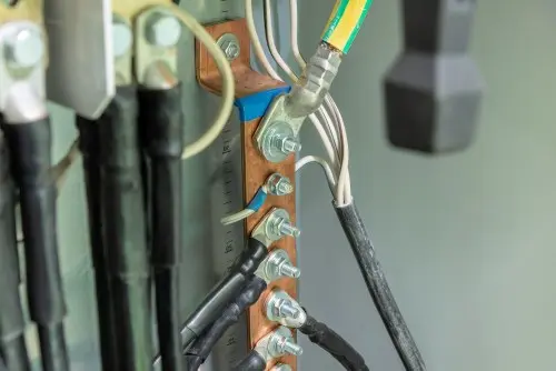 Installing a diesel genset, pre-commissioning and connecting an automatic circuit breaker for Pokrov hospital in Saint Petersburg – фото 18 из 23