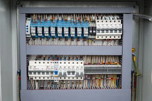 Supply of 1200 kW genset, UPS , start-up and shakedown for a construction company in the Moscow region  – фото 25 из 27