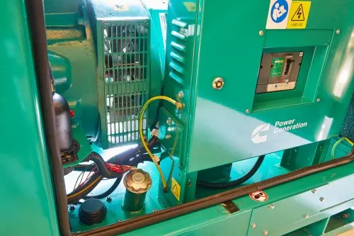 48 kW Cummins C66D encased diesel generator with an ATS for a cottage in the resort district of Saint Petersburg – фото 8 из 10