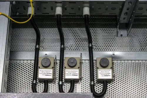 280 kW diesel generator on a container on the chassis and 60 kW UPS for Murmansk Administration building – фото 29 из 80