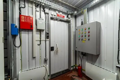 3600 kW diesel genset complex (1200 kW 3 pcs.) for a DPC of the largest Russian interoperator Internet traffic exchange company MMTS-9 – фото 48 из 94