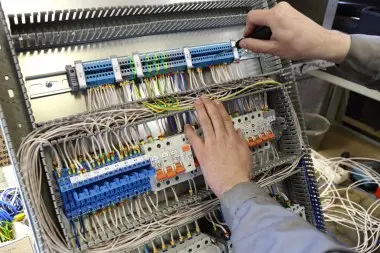 Цех сборки электрощитовой продукции – фото 4 из 5