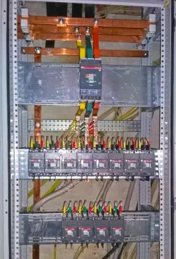 280 kW diesel generator on a container on the chassis and 60 kW UPS for Murmansk Administration building – фото 57 из 80