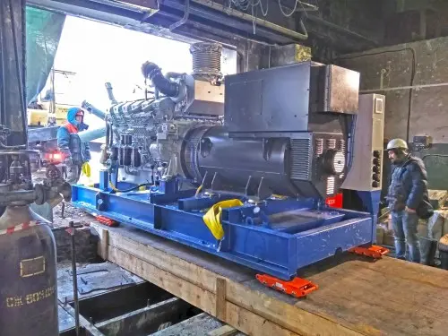Demounting a 34 tons diesel genset and installing new 1 MW diesel gensets for MRSK Severo-Zapada (Rosseti) – фото 26 из 48