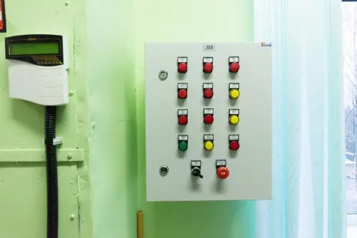 100 kW diesel generator set on a YAMZ engine for Vyborg television and broadcasting shop of the Russian television and broadcasting network – фото 43 из 65