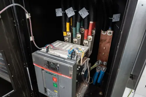 Supply of 1200 kW genset, UPS , start-up and shakedown for a construction company in the Moscow region  – фото 26 из 27