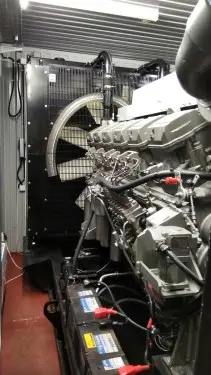 1 MW diesel genset with a voltage of 6,3 kV for a Goznak JSC branch in Saint Petersburg – фото 30 из 73