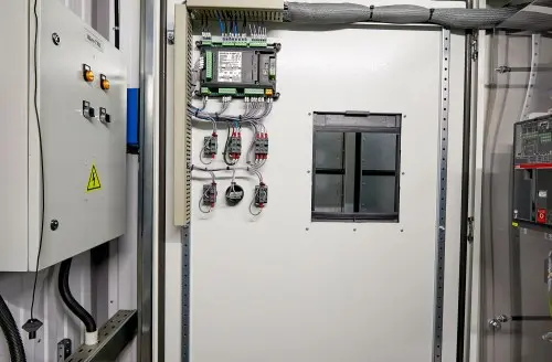 640 kW DG Cummins for a hoisting crane to Murmansk – фото 11 из 24