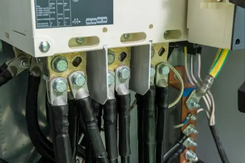 Installing a diesel genset, pre-commissioning and connecting an automatic circuit breaker for Pokrov hospital in Saint Petersburg – фото 19 из 23