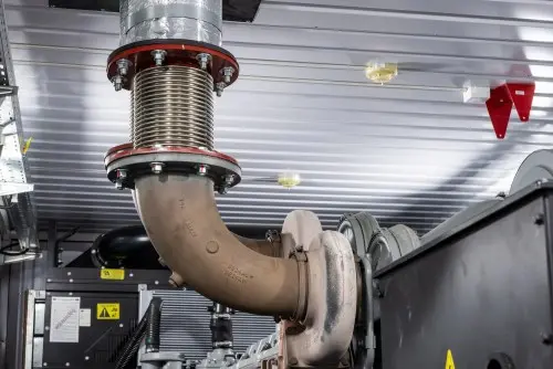 818 kW containerized diesel genset with a British Perkins engine and a Stamford generator for PLAZMA shopping and entertainment center in Murmansk – фото 36 из 70