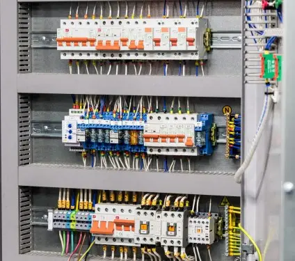 280 kW diesel generator on a container on the chassis and 60 kW UPS for Murmansk Administration building – фото 21 из 80