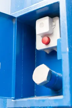 100 kW diesel generator set on a YAMZ engine for Vyborg television and broadcasting shop of the Russian television and broadcasting network – фото 30 из 65