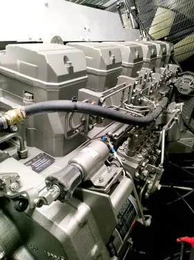 1 MW diesel genset with a voltage of 6,3 kV for a Goznak JSC branch in Saint Petersburg – фото 36 из 73