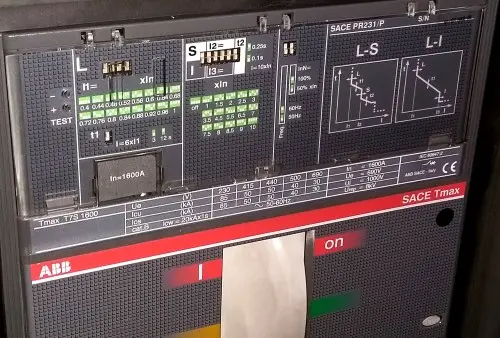 818 kW containerized diesel genset with a British Perkins engine and a Stamford generator for PLAZMA shopping and entertainment center in Murmansk – фото 70 из 70