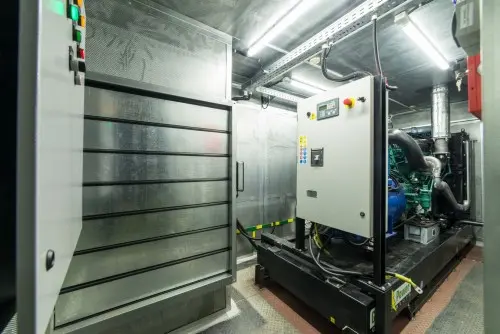 280 kW diesel generator on a container on the chassis and 60 kW UPS for Murmansk Administration building – фото 37 из 80