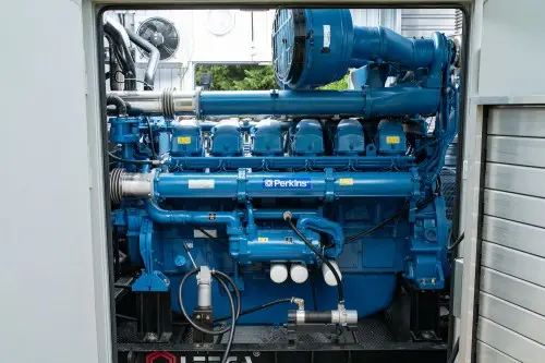 Supply of 1200 kW genset, UPS , start-up and shakedown for a construction company in the Moscow region  – фото 18 из 27