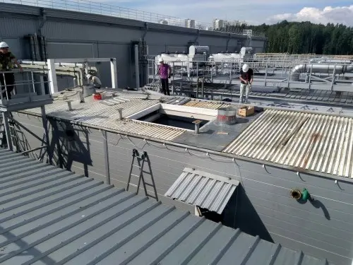 Construction, installation and engineer operations on 1,2 MW power equipment for a data center in Petersburg – фото 8 из 13
