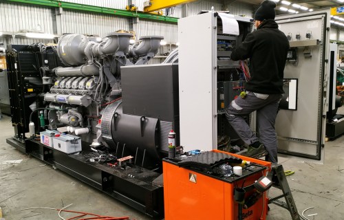 3600 kW diesel genset complex (1200 kW 3 pcs.) for a DPC of the largest Russian interoperator Internet traffic exchange company MMTS-9 – фото 70 из 94