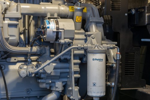 818 kW containerized diesel genset with a British Perkins engine and a Stamford generator for PLAZMA shopping and entertainment center in Murmansk – фото 63 из 70