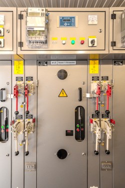 Supply of 1200 kW genset, 10 kV power plant, installation, design, start-up and shakedown for JSC «Morgaushskaya Poultry Farm», Chuvashia  – фото 12 из 15